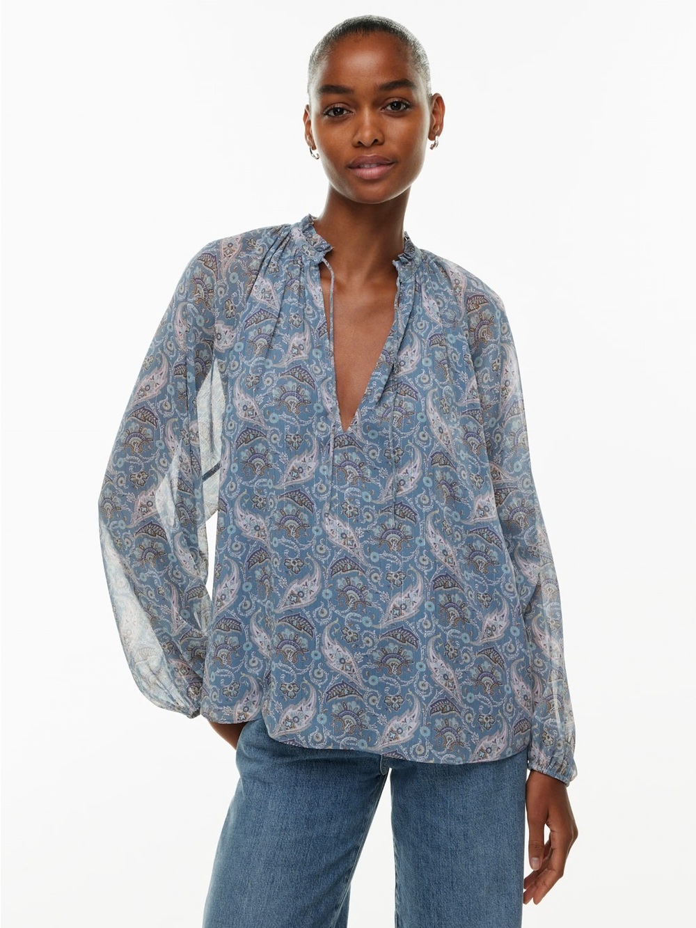 aritzia little moon daytrip blouse in blueprint/sugarplum